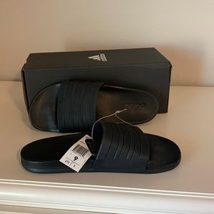 NWT mens adidas flip flops size 9🖤